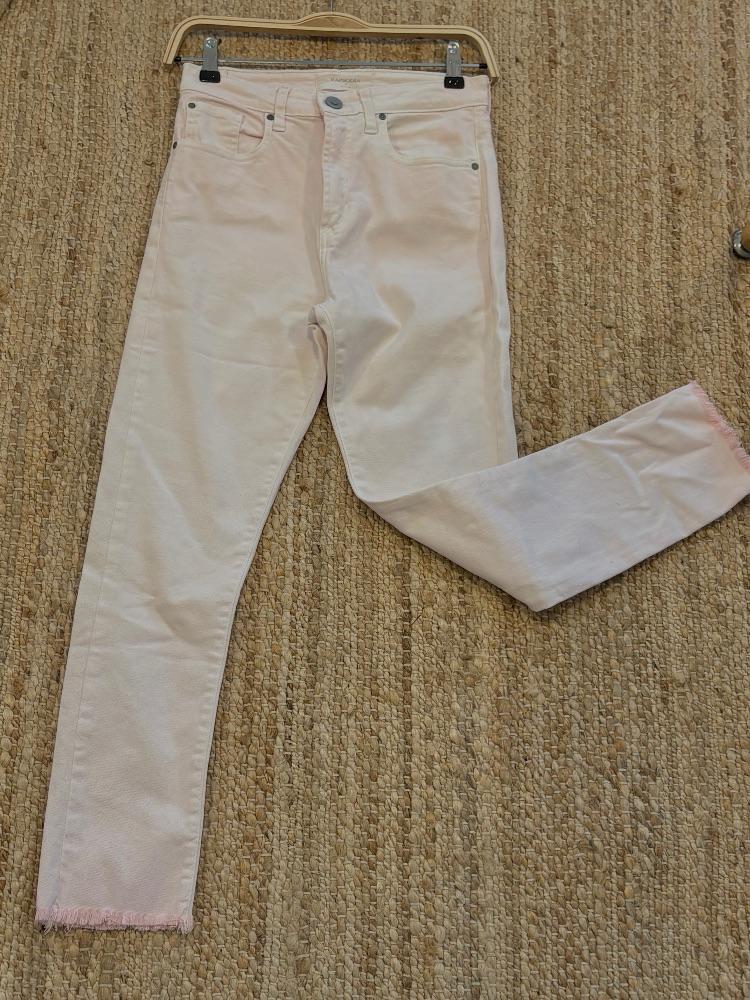 WhatsApp Image 2025-09-30 at 17.22.19.jpeg