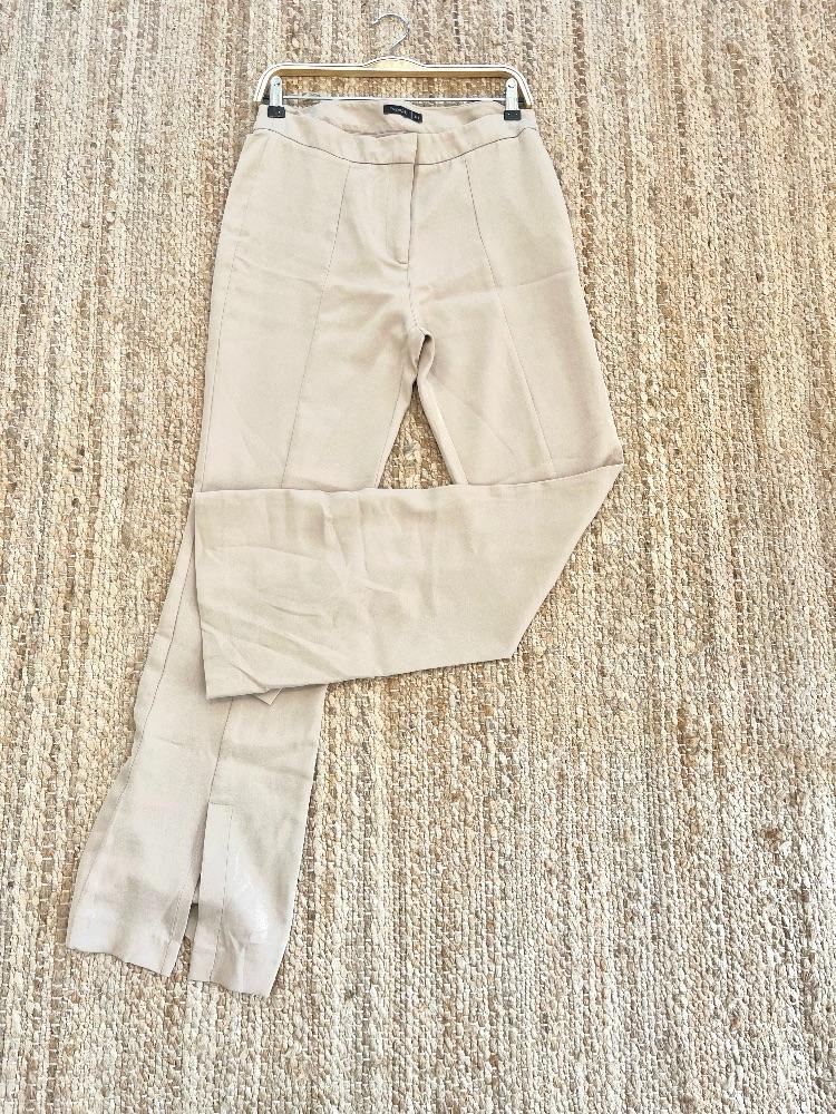 WhatsApp Image 2025-10-15 at 09.48.24.jpeg