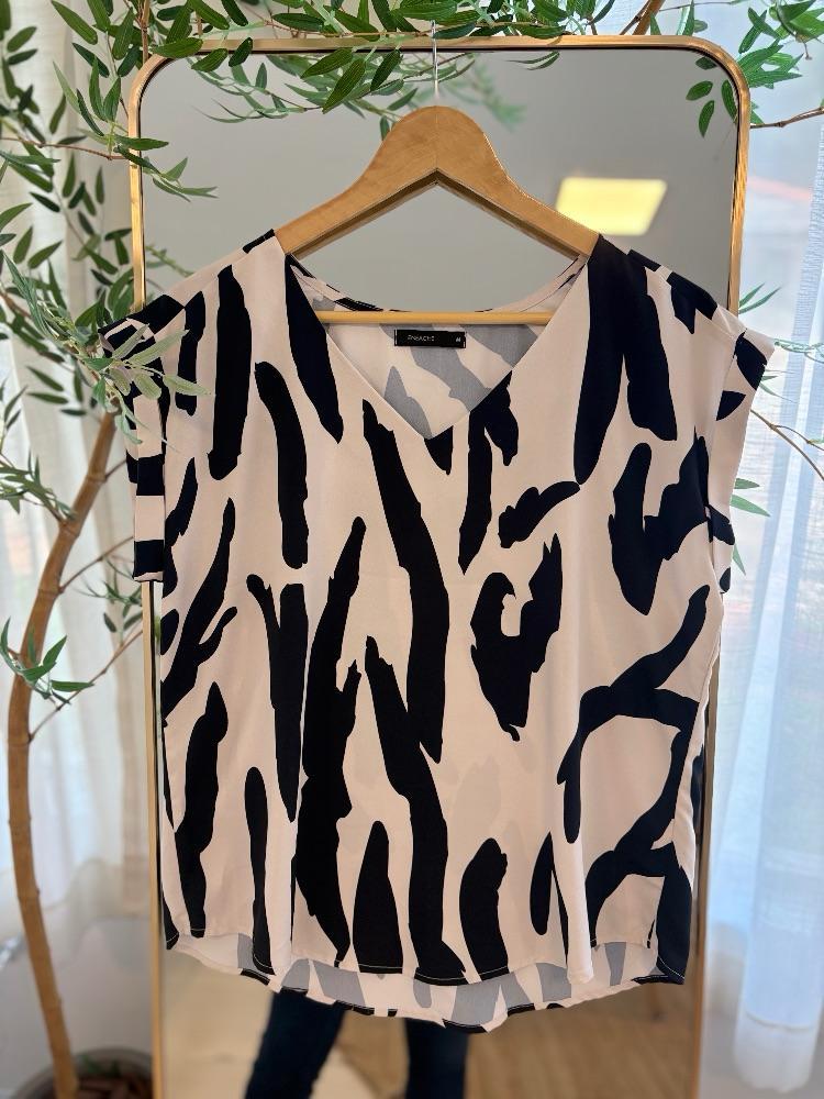 WhatsApp Image 2025-11-11 at 16.44.56.jpeg